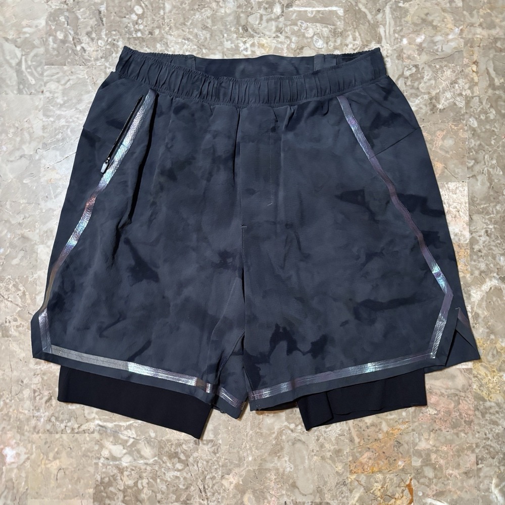 Lululemon Shorts Mens Small Black Surge Tidal Dye Reflective 6" Lined Gym